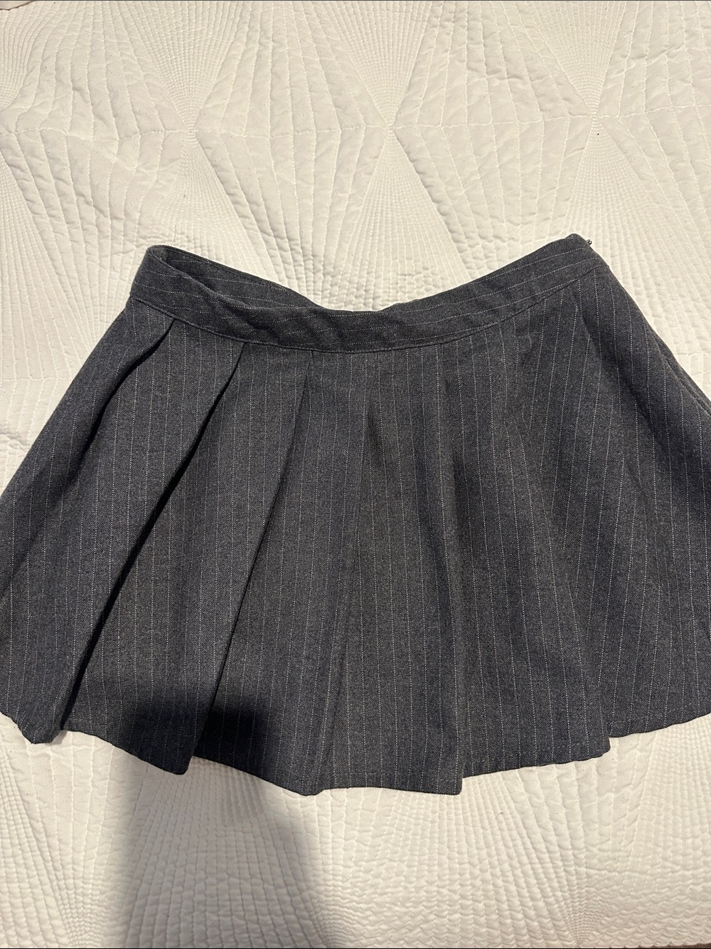 Women's Charcoal Pinstripe Pleated Skirt Size M